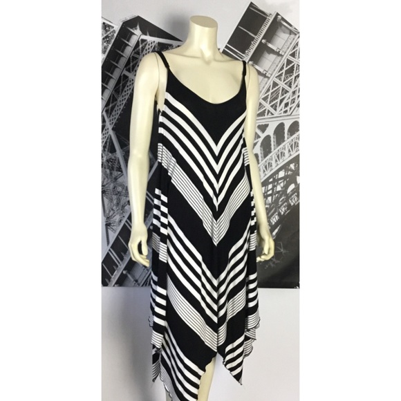 JUST LOVE Asymmetrical Handkerchief Dress - Picture 2 of 4